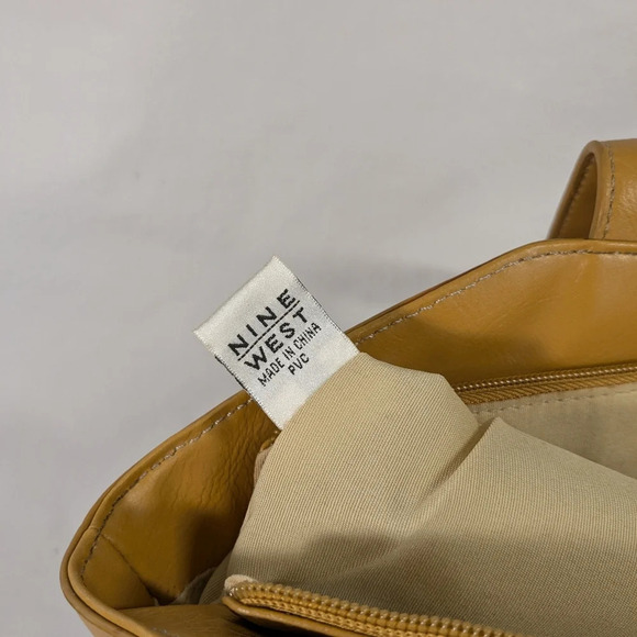 Nine West large Hobo Purse Mustard Yellow Faux leather - Picture 8 of 10